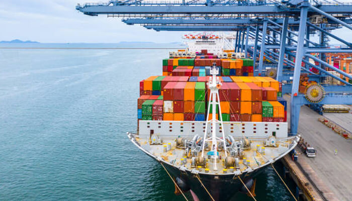 International shipping shipping industry