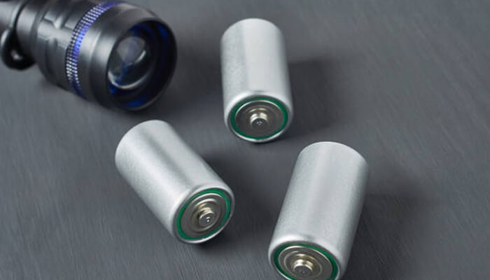 Capacity of the battery  flashlight's Battery Life 