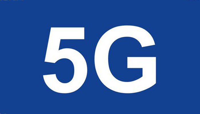 5G mobile networks speed towards an uncertain future