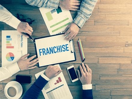 Consultant meetings to grow the franchise 7-eleven franchise