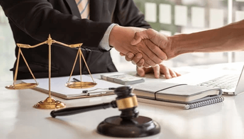 How To Hire A Good Lawyer 