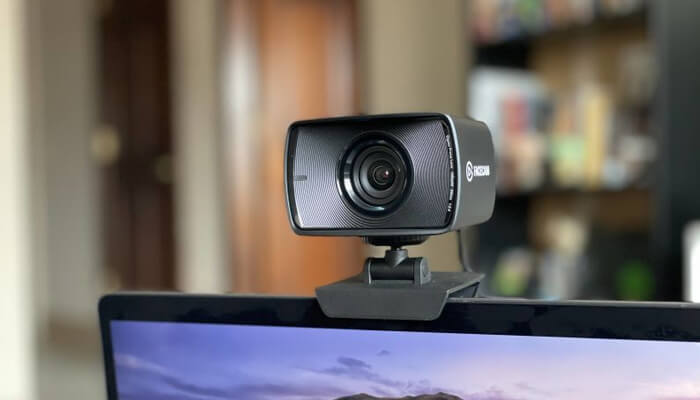 The Benefits of Auto Framing Webcams for Video Chatting and Streaming